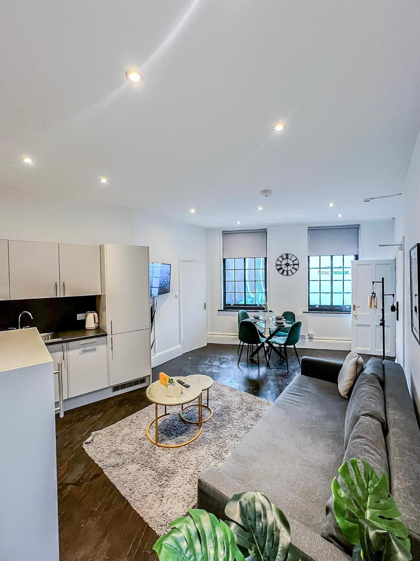 1-Bedroom Apartments In Shoreditch, Old Street, Hoxton London Exterior photo