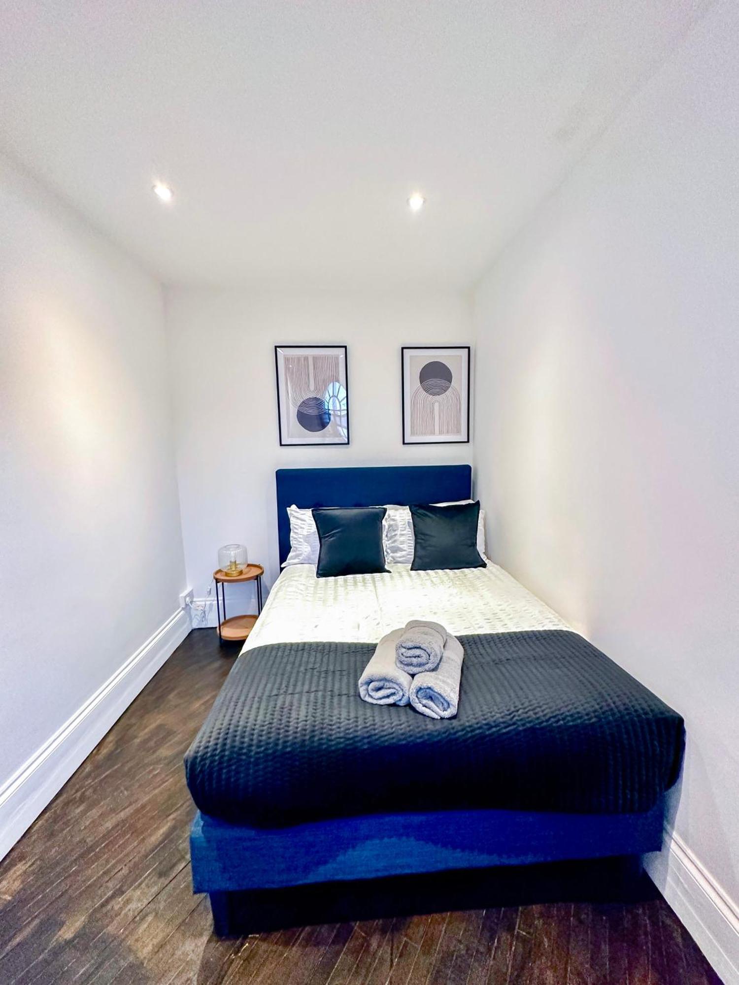 1-Bedroom Apartments In Shoreditch, Old Street, Hoxton London Exterior photo